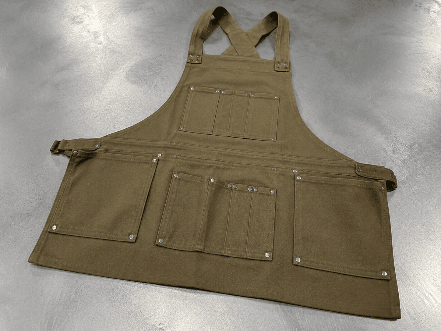Heavy-Duty Aprons